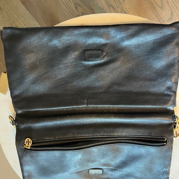 Tory Burch Reva Patent Leather Croc Embossed Black and Gold Shoulder Bag/Clutch - Picture 3 of 6